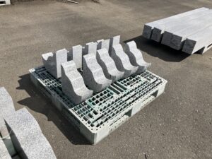 603　袖石　0.4×1.0×1尺　5面磨き　10本