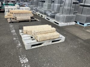 ベトナム錆　縁石　9×12×60～90cm　ﾋﾞｼｬﾝ　10本